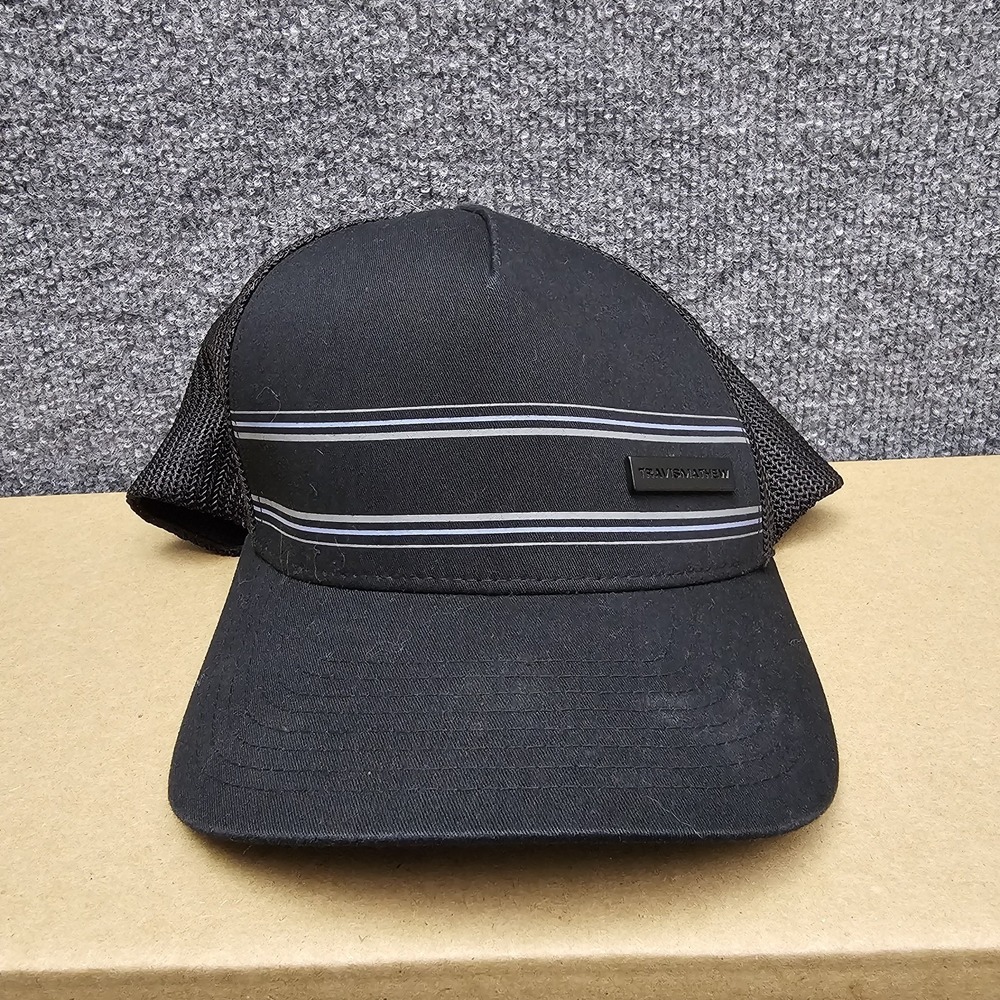 TRAVIS MATHEW‎ Hat Flexfit Adult Size L/XL Black  Striped